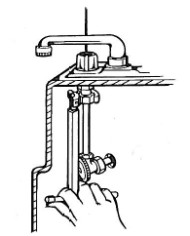 CHIAVE TELESCOPICA PER LAVABI 10-32 MM